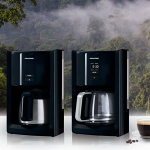 Mit dem Verkauf jeder Black Sense Kaffeemaschine von Grundig werden 0,50 EUR an NABU International zur Unterstützung des UNESCO Biosphärenreservats Kafa in Äthiopien gespendet. (Bild: NABU/Bruno D'Amicis; Grundig)